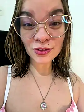 Snapshot of Pribaixinha chatting on 09.13.25 Pribaixinha online show from 09.13.25