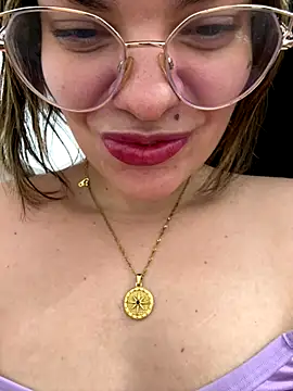 Snapshot of Pribaixinha chatting on 10.09.25 Pribaixinha online show from 10.09.25