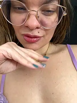 Snapshot of Pribaixinha chatting on 10.11.25 Pribaixinha online show from 10.11.25