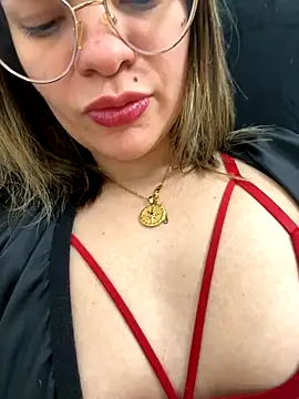 Snapshot of Pribaixinha chatting on 10.19.25 Pribaixinha online show from 10.19.25