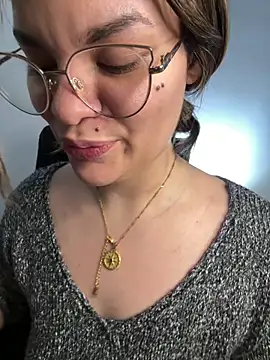 Snapshot of Pribaixinha chatting on 11.11.25 Pribaixinha online show from 11.11.25