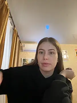 Snapshot of Soyyyaa chatting on 11.23.25 Soyyyaa online show from 11.23.25