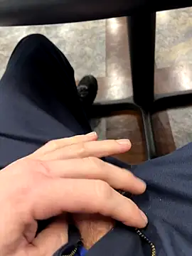 Snapshot of 66Retro99 chatting on 10.03.25 66Retro99 online show from 10.03.25