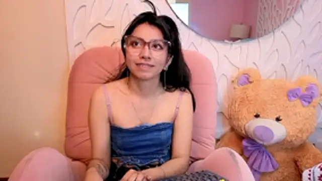 VioletxBloom online show from 04.07.26