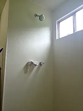 LacyLaurent online show from 04.21.26