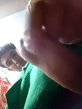 Snapshot of Zesa7 chatting on 09.22.25 Zesa7 online show from 09.22.25