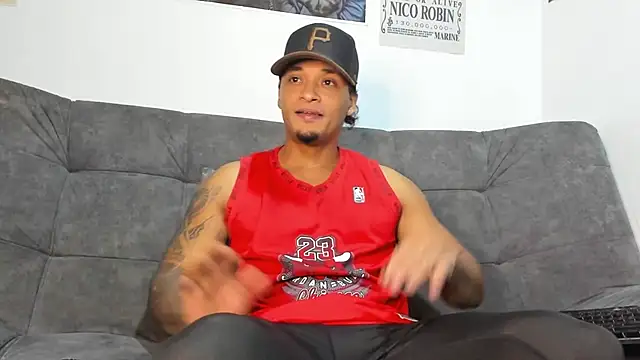  MACCARTHY TAYLOR online show from 11.04.25