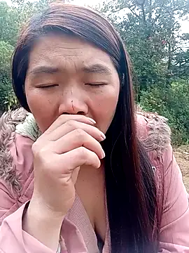 quynhkoolbae online show from 12.05.25