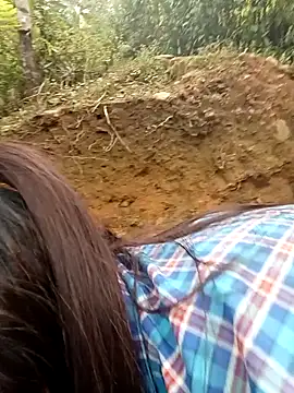 quynhkoolbae online show from 12.23.25