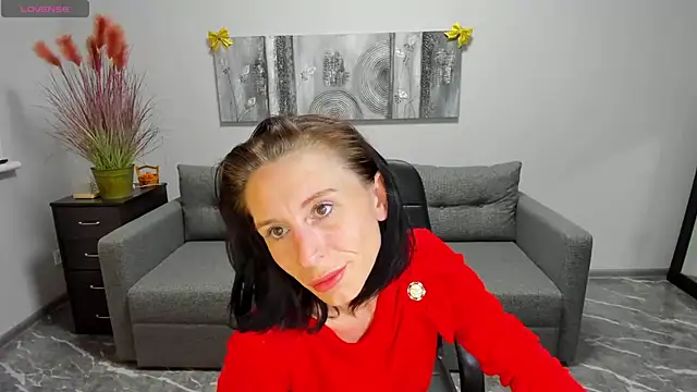 Betty Jone online show from 04.26.26