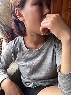 Snapshot of May_nhi chatting on 06.16.26 May nhi online show from 06.16.26