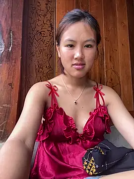 Snapshot of May_nhi chatting on 06.24.26 May nhi online show from 06.24.26