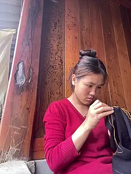 Snapshot of May_nhi chatting on 06.27.26 May nhi online show from 06.27.26