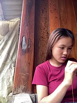 Snapshot of May_nhi chatting on 06.29.26 May nhi online show from 06.29.26