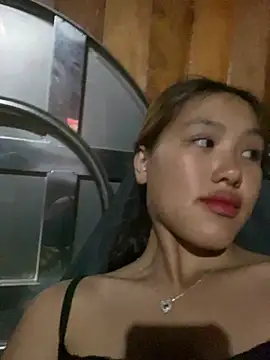 Snapshot of May_nhi chatting on 07.18.26 May nhi online show from 07.18.26