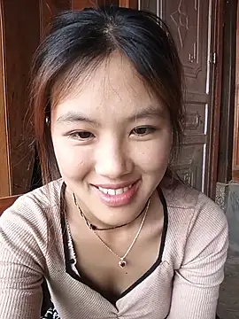 Snapshot of May_nhi chatting on 07.30.26 May nhi online show from 07.30.26