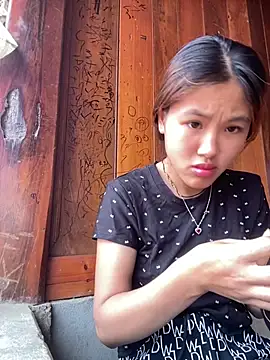 Snapshot of May_nhi chatting on 08.01.26 May nhi online show from 08.01.26