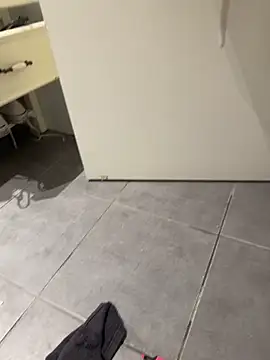 husbandandwifetobe online show from 10.22.25