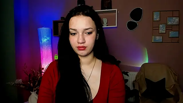 Snapshot of miss_ella_ chatting on 11.05.25 miss ella online show from 11.05.25