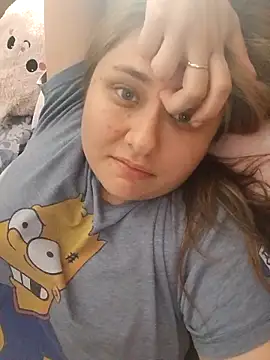 Snapshot of ivorywhisper chatting on 09.17.25 ivorywhisper online show from 09.17.25