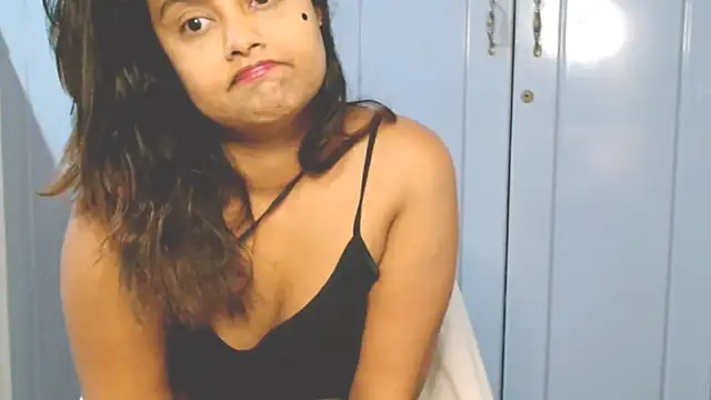 Indian GlowingMiax online show from 09.18.25