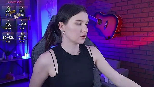 AgataWillis online show from 04.21.26