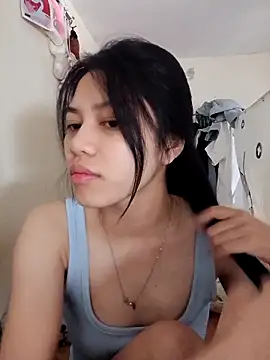 Snapshot of Katanh chatting on 10.19.25 Katanh online show from 10.19.25