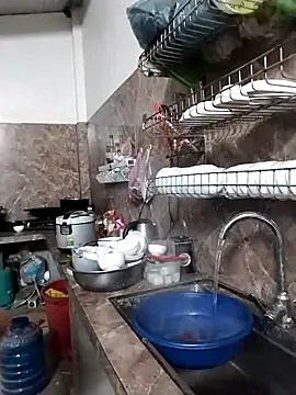 Snapshot of linda_bae00 chatting on 11.03.25 linda bae00 online show from 11.03.25