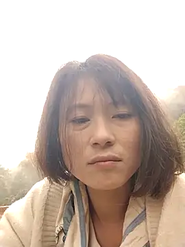 Snapshot of linda_bae00 chatting on 11.14.25 linda bae00 online show from 11.14.25