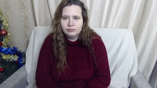 Snapshot of AdelinaLawson chatting on 02.12.25 AdelinaLawson online show from 02.12.25