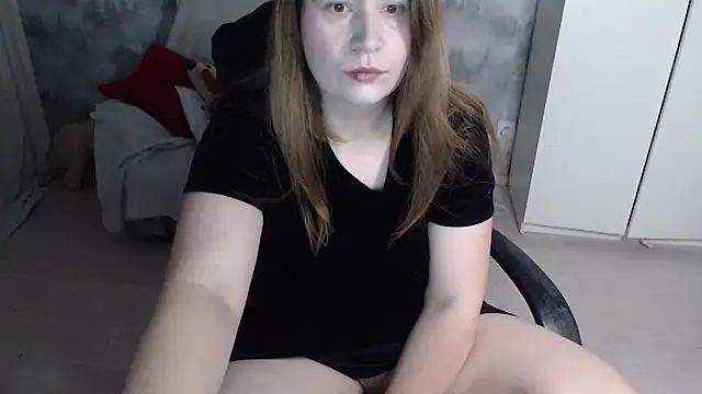 Snapshot of AdelinaLawson chatting on 10.06.25 AdelinaLawson online show from 10.06.25