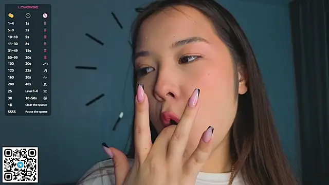 AlberthaEscue online show from 10.26.25