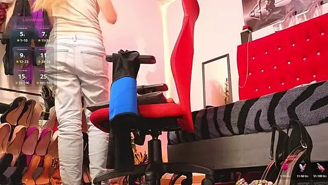 Snapshot of candy_conrad chatting on 02.04.26 candy conrad online show from 02.04.26