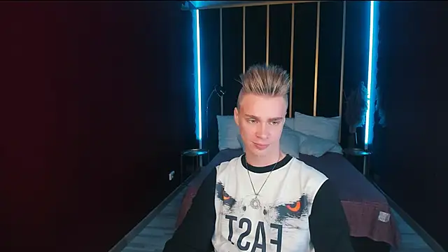 LawrenceMiles online show from 09.22.25