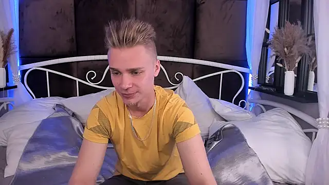 LawrenceMiles online show from 09.24.25