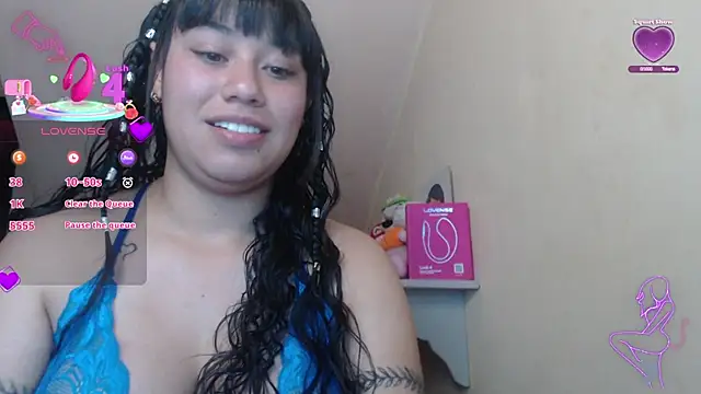 catalina saenz19 online show from 10.28.25