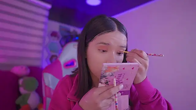 Lana Dreams  online show from 12.03.25