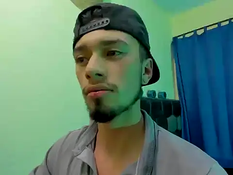 Snapshot of theostone chatting on 09.14.25 theostone online show from 09.14.25