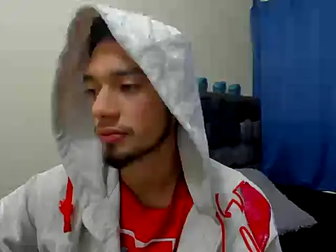 Snapshot of theostone chatting on 09.15.25 theostone online show from 09.15.25