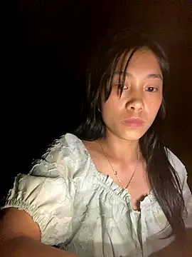 EmLy02 online show from 09.23.25