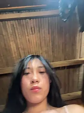 EmLy02 online show from 04.09.26