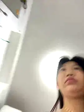 Miumieu online show from 09.10.25