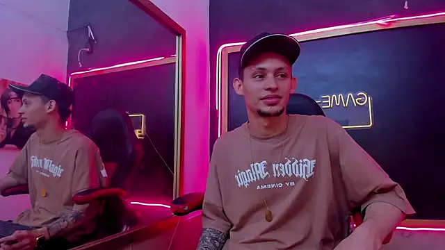 Snapshot of Asmodeo_24 chatting on 10.09.25 Asmodeo 24 online show from 10.09.25