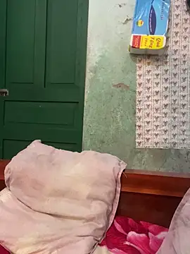 qinejr37 online show from 10.20.25