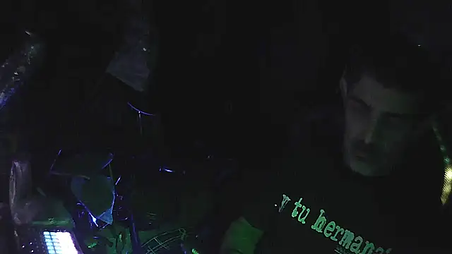 Snapshot of Rod_Contreras_ARG chatting on 11.07.25 Rod Contreras ARG online show from 11.07.25