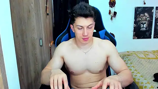 Snapshot of javiersexymann chatting on 12.15.24 javiersexymann online show from 12.15.24