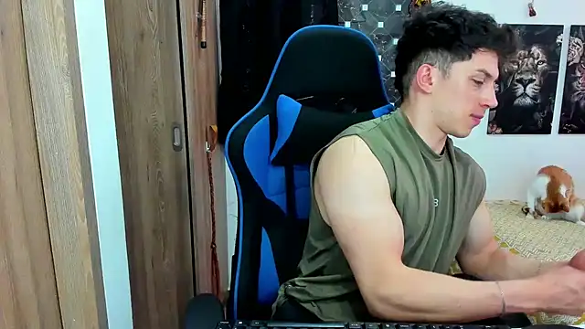 Snapshot of javiersexymann chatting on 12.18.24 javiersexymann online show from 12.18.24