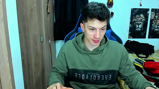 Snapshot of javiersexymann chatting on 12.28.24 javiersexymann online show from 12.28.24