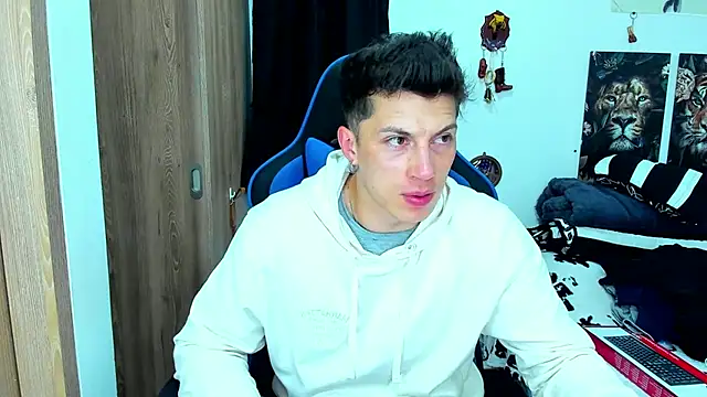 Snapshot of javiersexymann chatting on 02.13.25 javiersexymann online show from 02.13.25