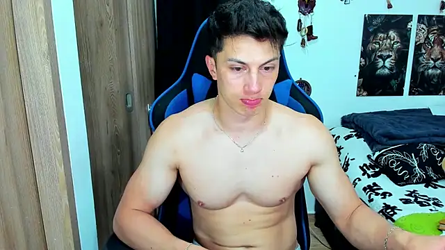 Snapshot of javiersexymann chatting on 02.17.25 javiersexymann online show from 02.17.25